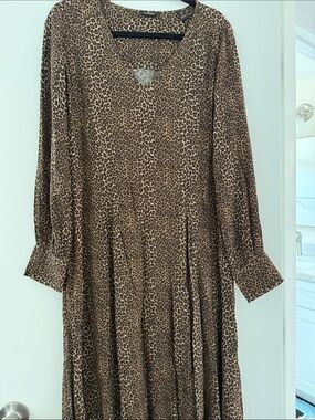 Scotch & Soda Brown Leopard Print Long Sleeve V-Neck Dress